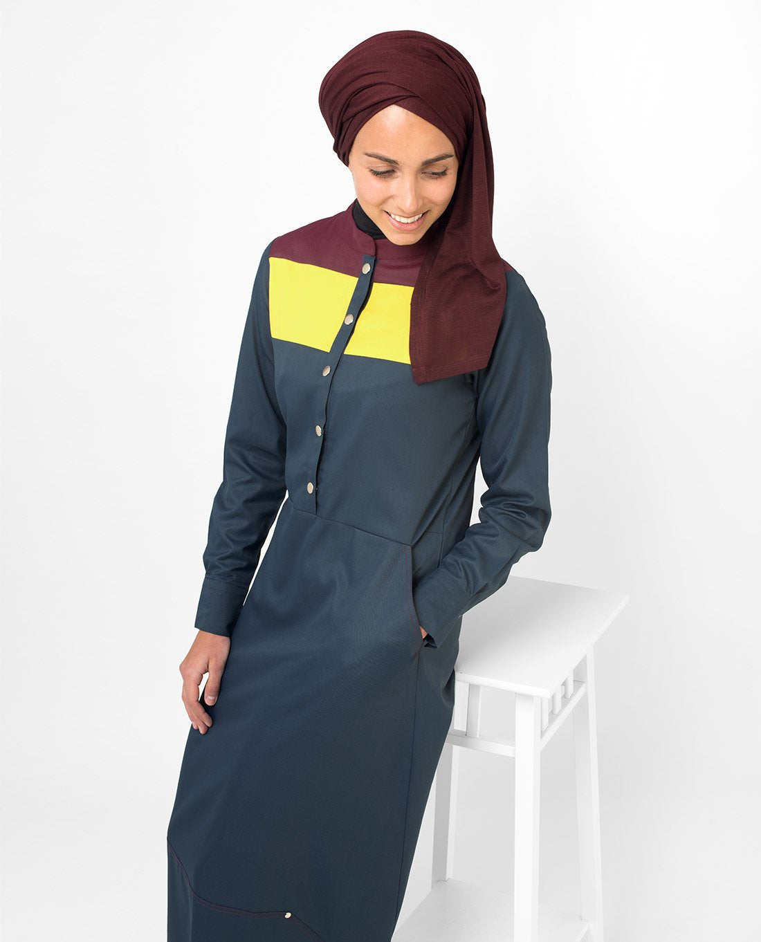 Silk Route Yellow & Red Colour Blocking Polyester Sporty Maxi Dress Jilbab Medium 60